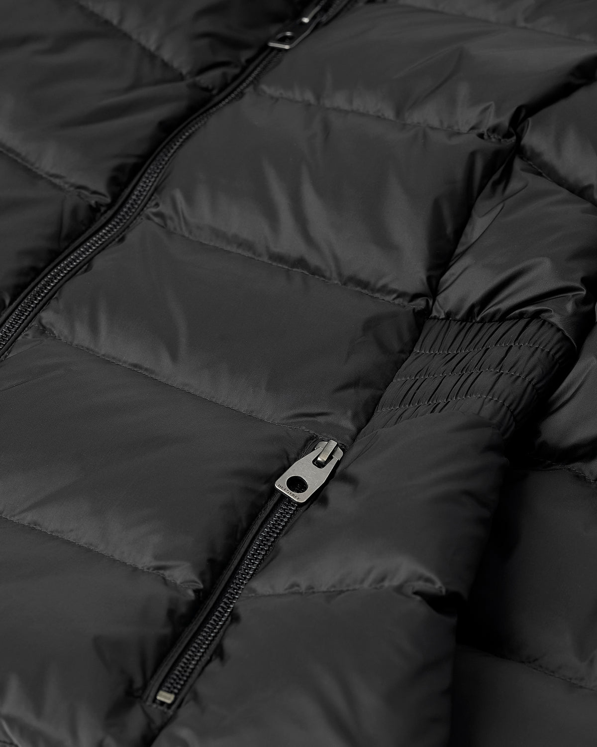 CALGARY JACKET - Black