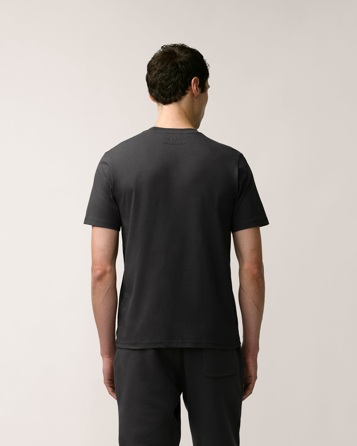 ESSENTIAL T-SHIRT - Washed Black