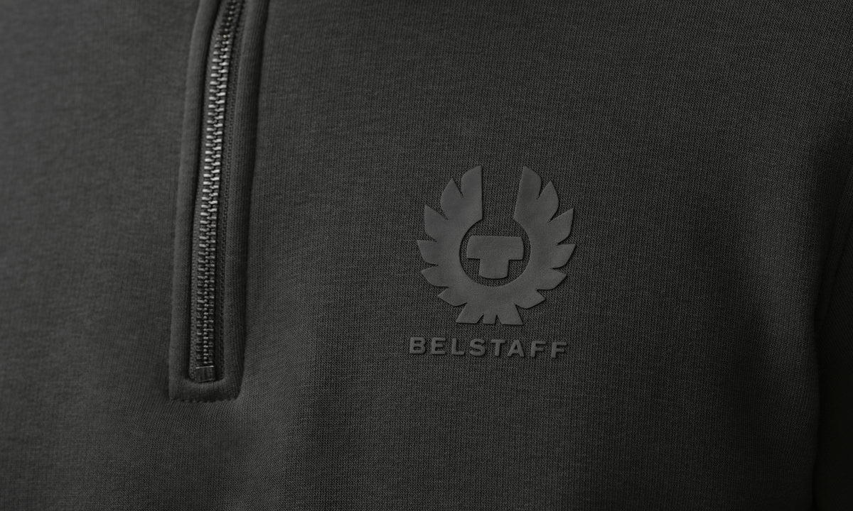 ESSENTIAL QUARTER ZIP SWEATSHIRT - Washed Black