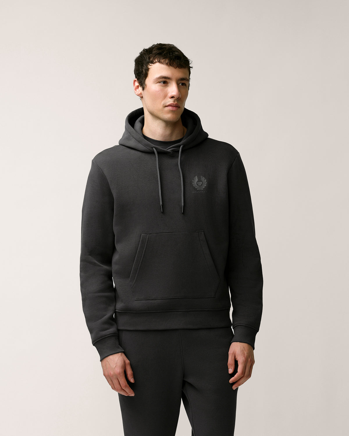 ESSENTIAL HOODIE - Washed Black