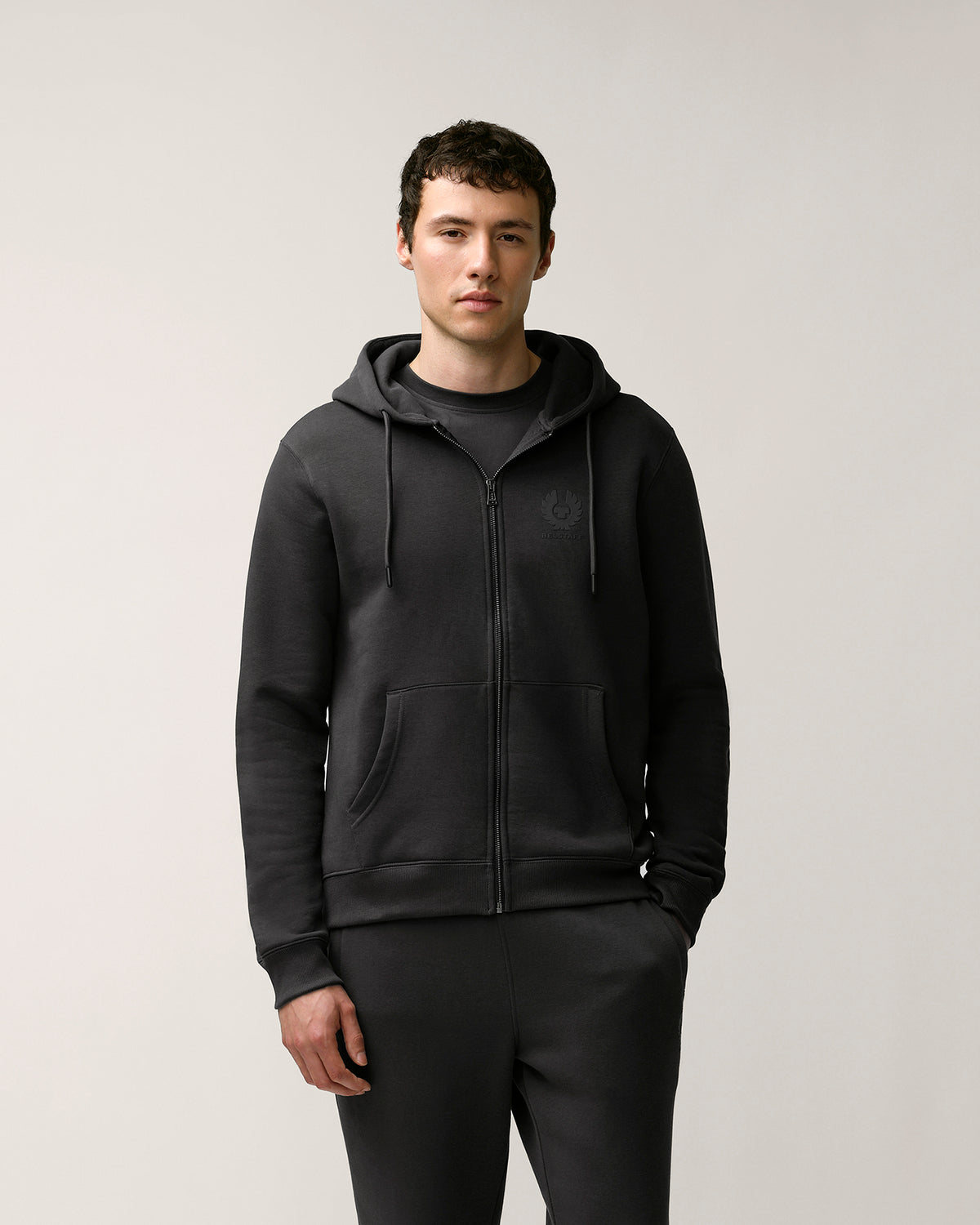 ESSENTIAL FULL ZIP HOODIE - Washed Black