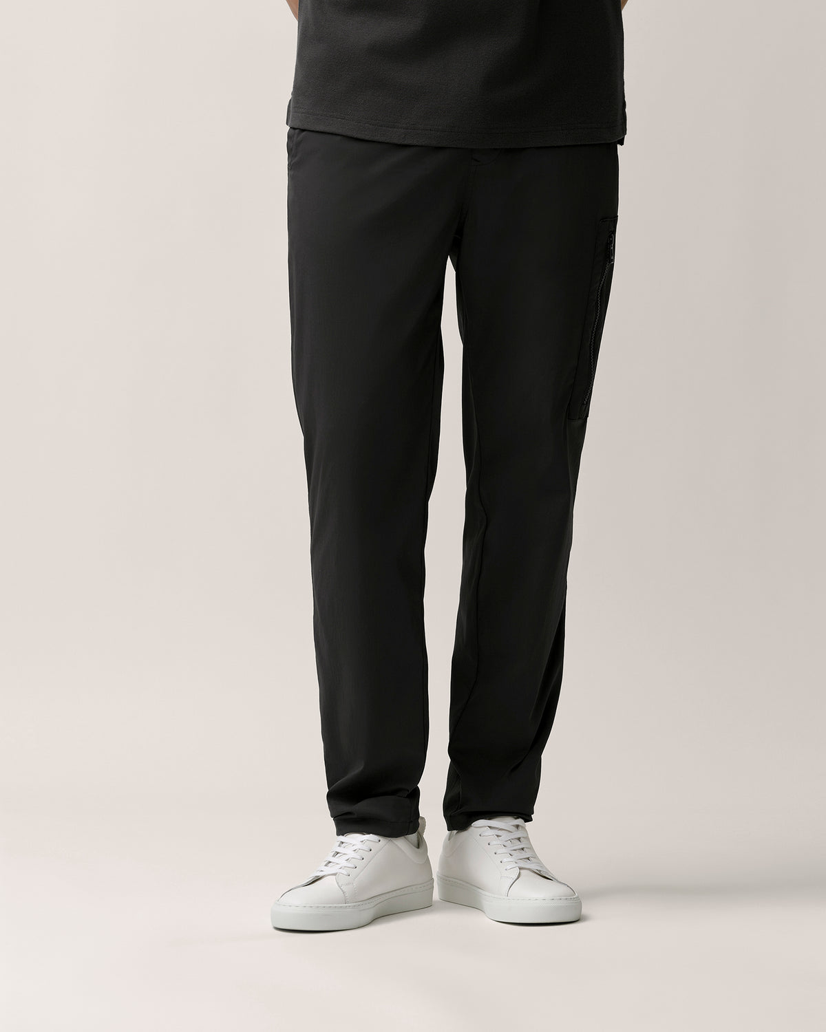 ESSENTIAL CARGO TROUSER - Washed Black