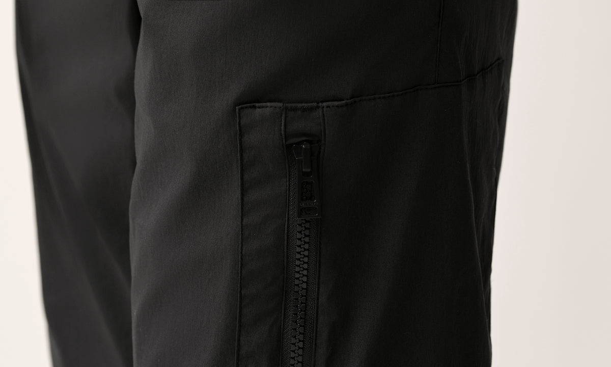 ESSENTIAL CARGO TROUSER - Washed Black
