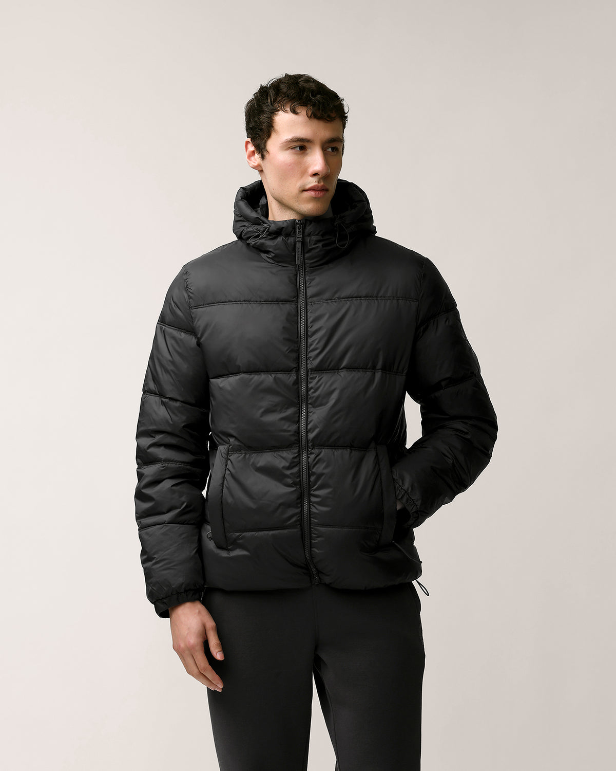ESSENTIAL PUFFER JACKET - Washed Black