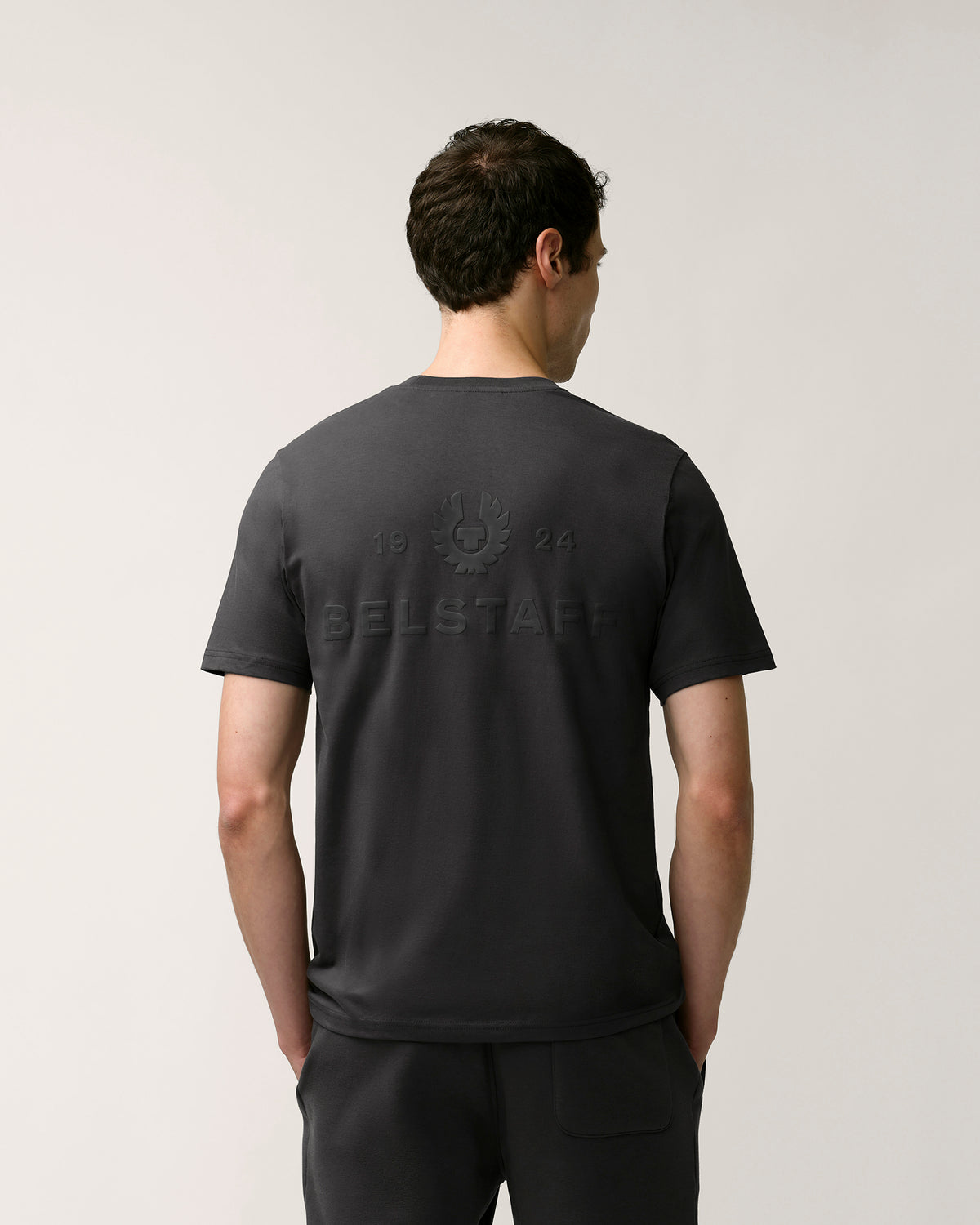 ESSENTIAL T-SHIRT BACK LOGO - Washed Black
