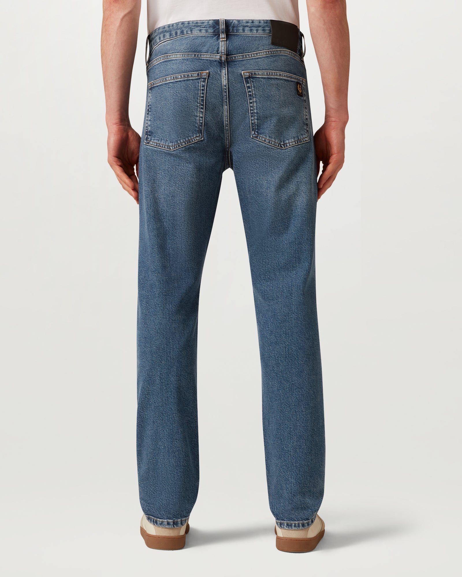 B69 JEAN - Light Wash Indigo