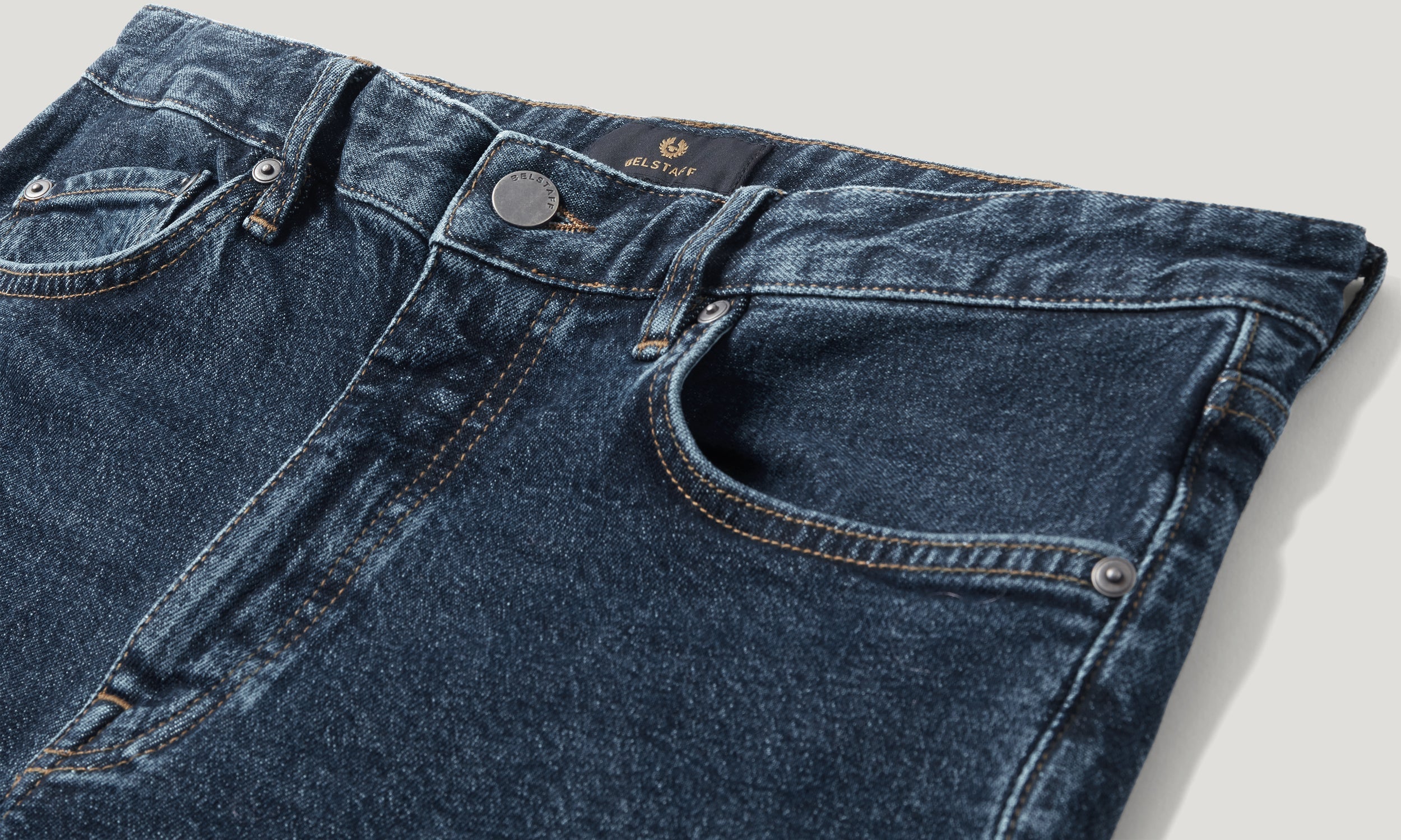 B69 JEAN - Washed Indigo