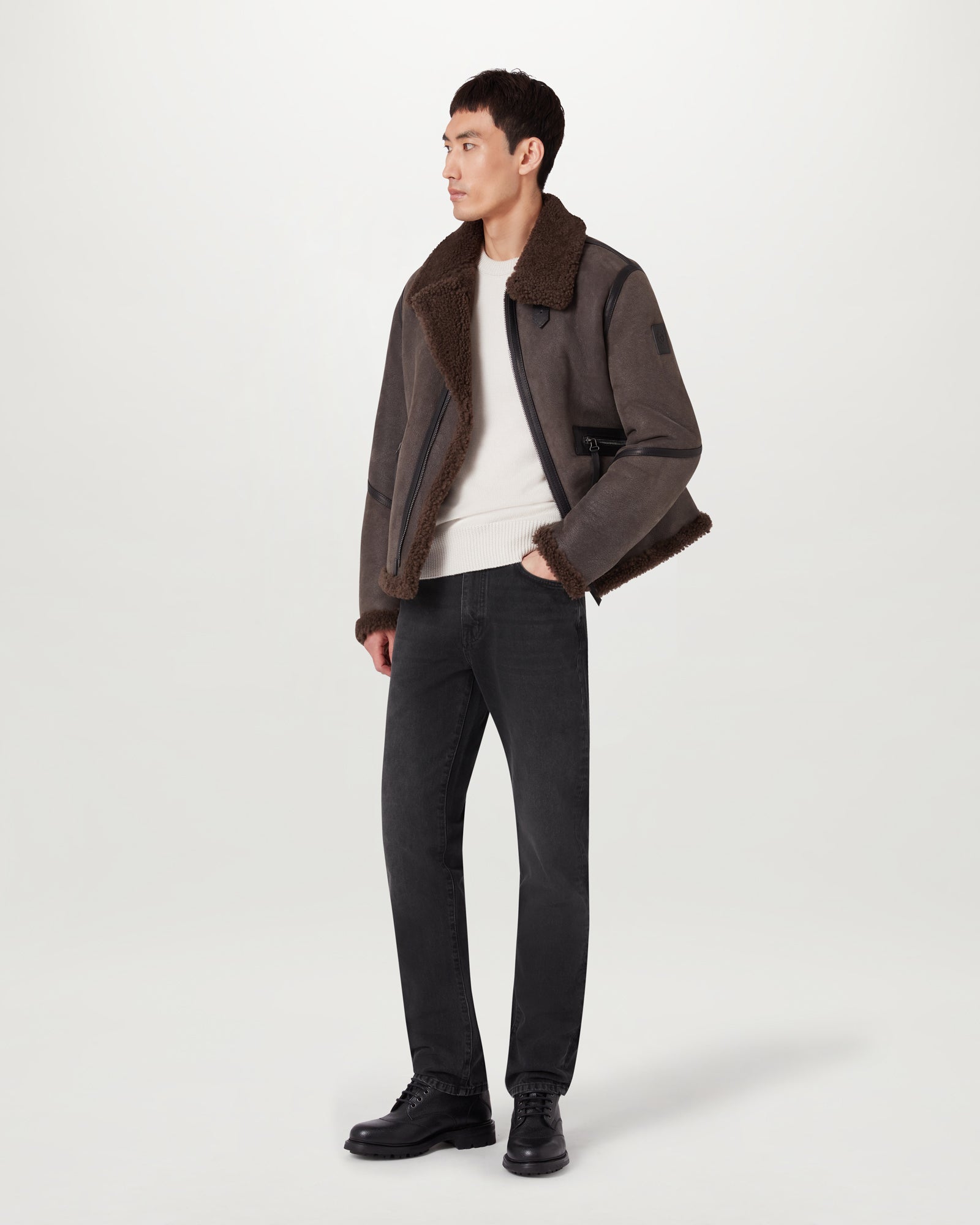 B69 JEAN - Washed Black