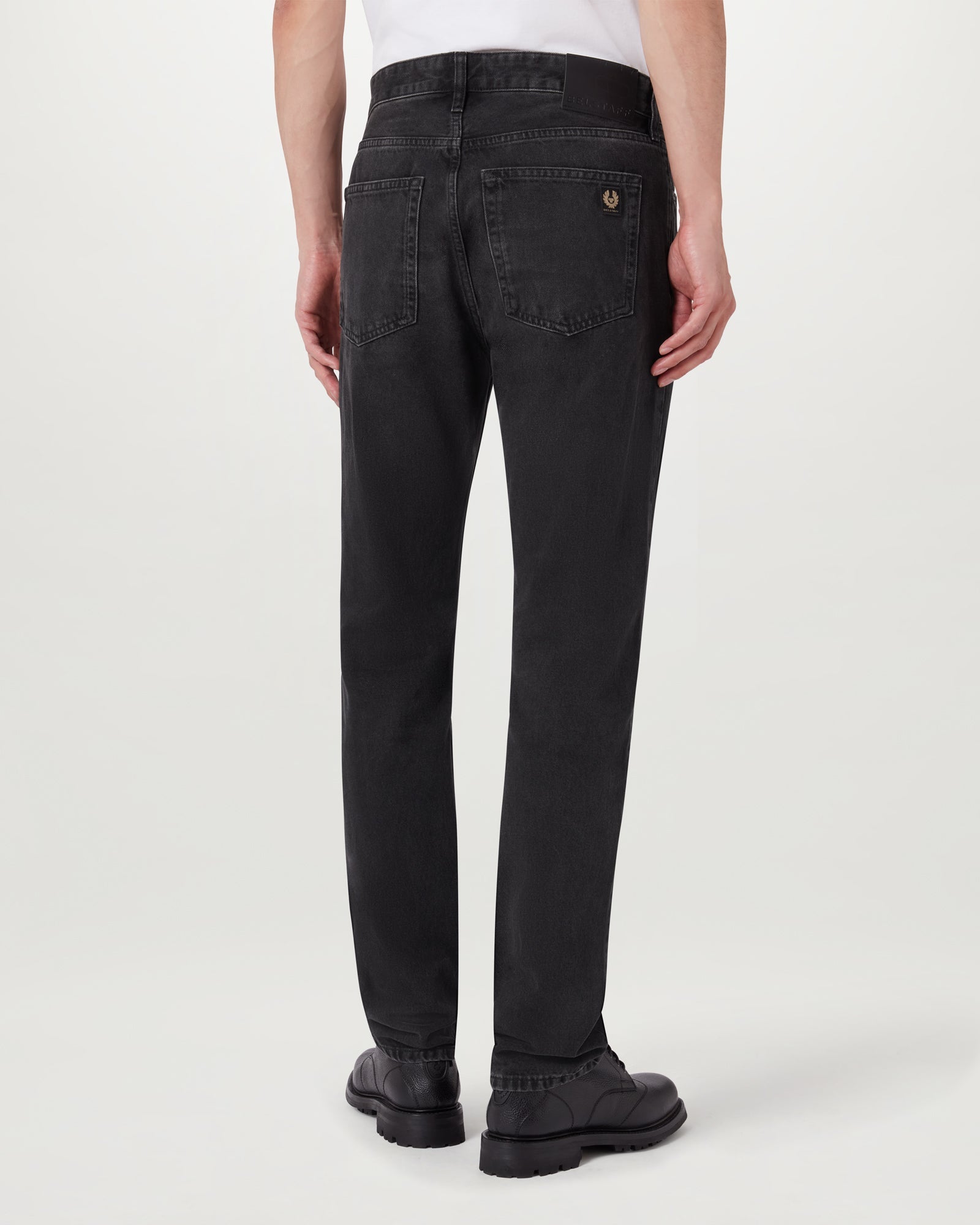 B69 JEAN - Washed Black