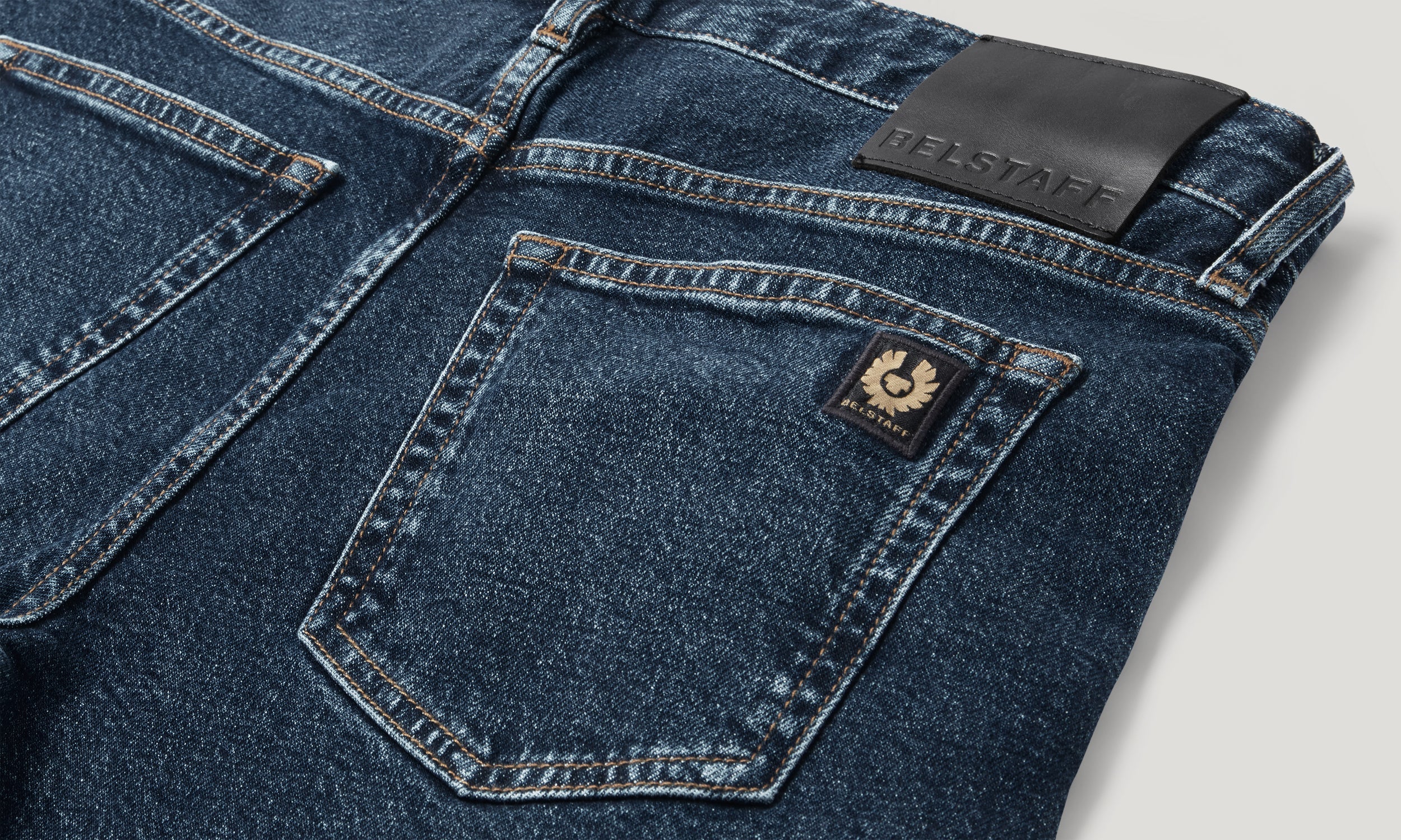 B81 JEAN - Washed Indigo