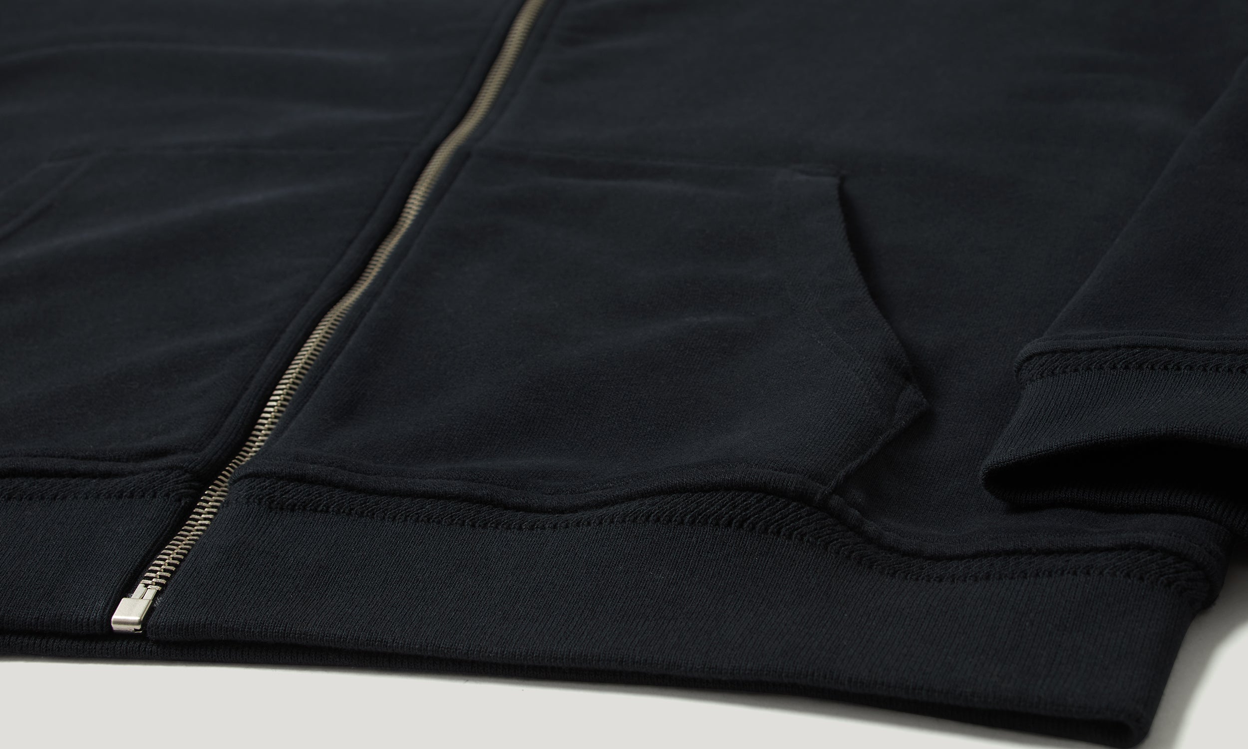 FELPA CON CAPPUCCIO E ZIP INTERA BELSTAFF - Inchiostro scuro