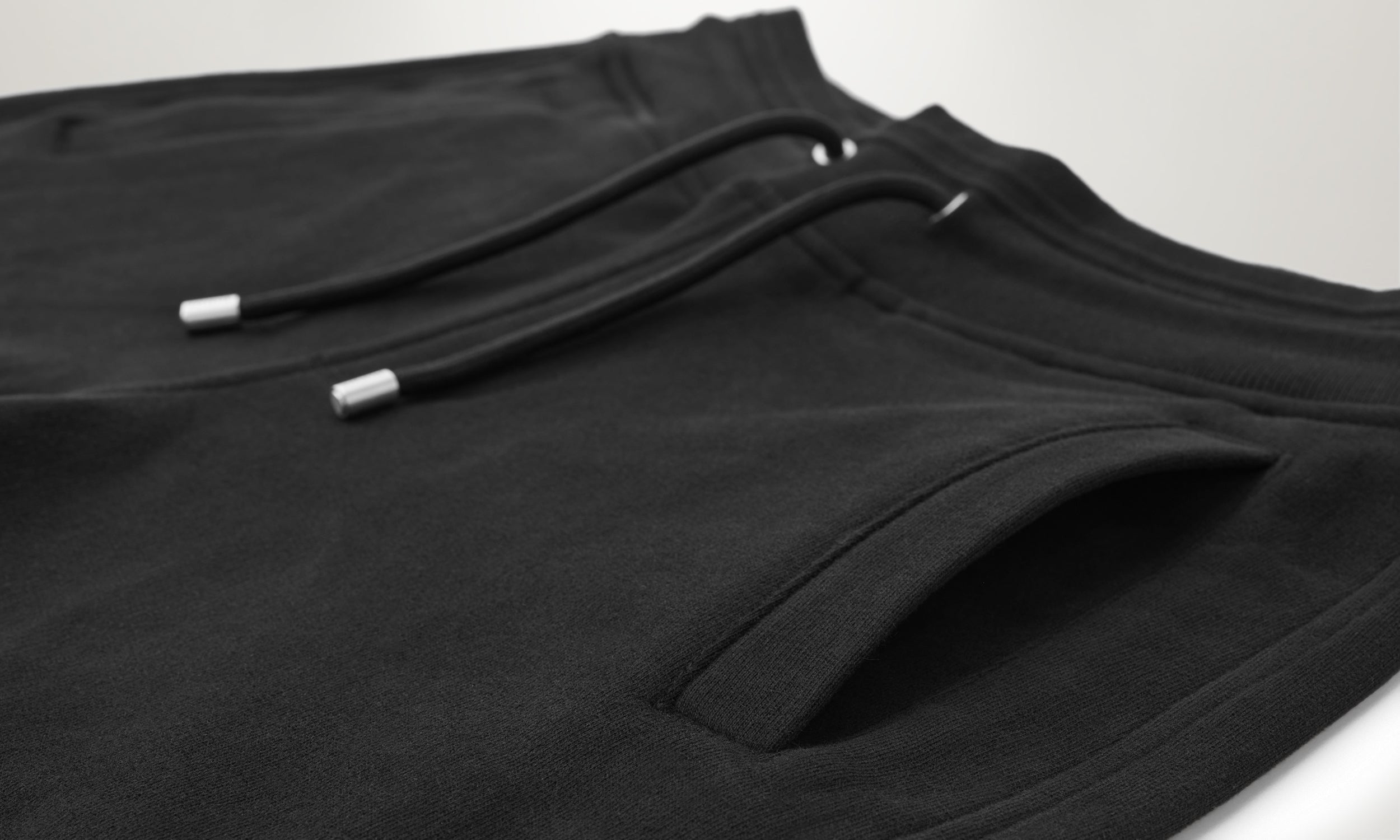 BELSTAFF SWEATSHORTS - Black