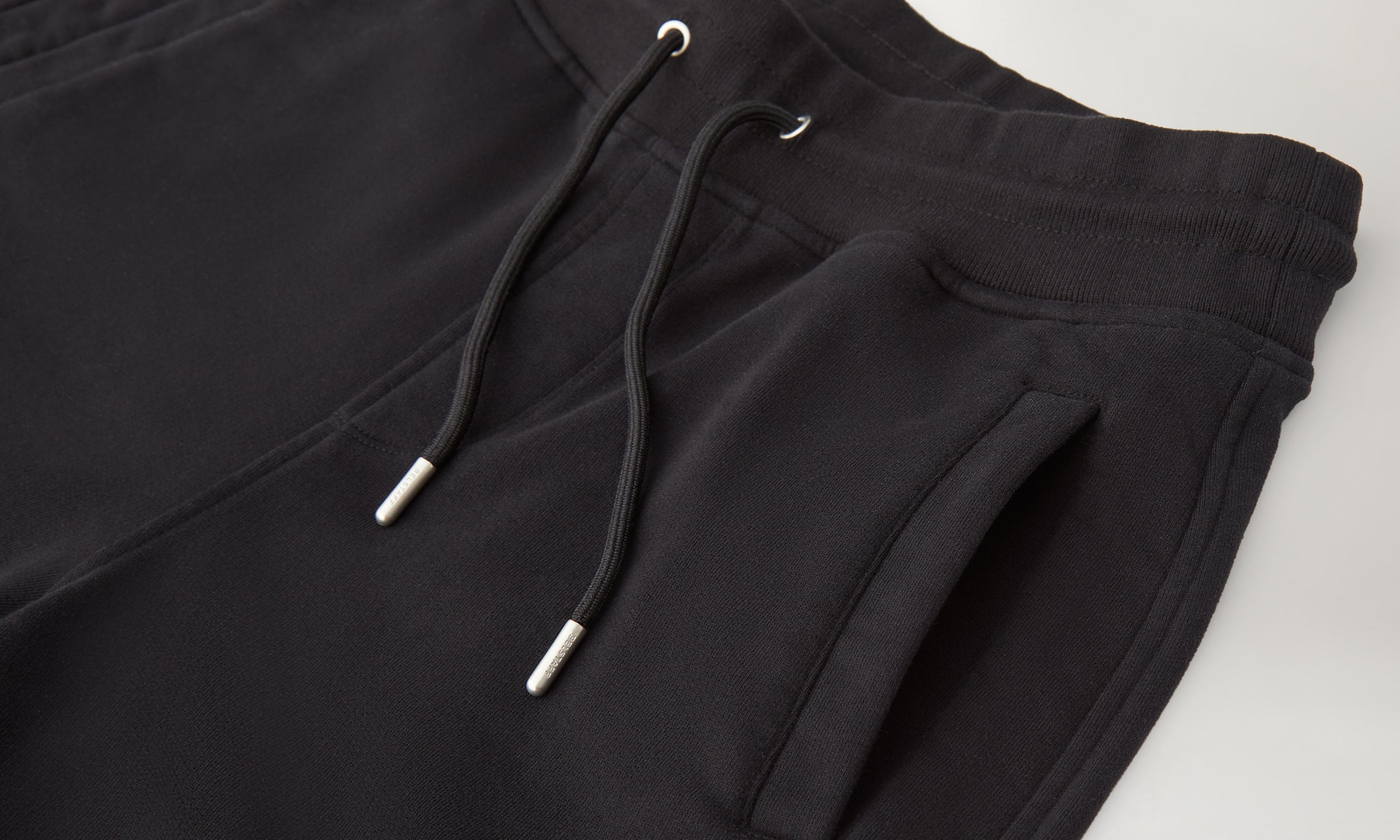 PANTALONES DE CHÁNDAL CORTOS BELSTAFF - Negro