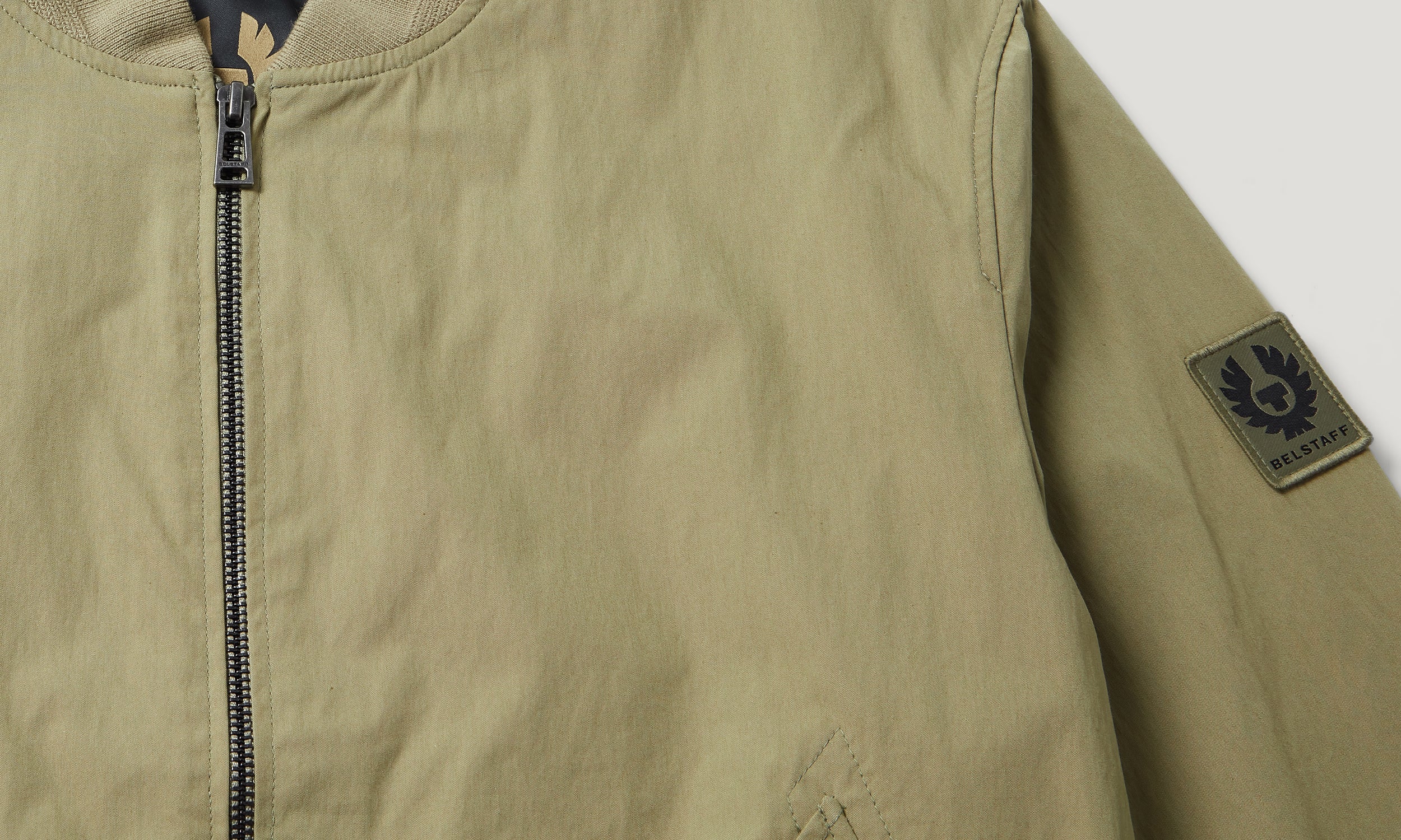 CARRIER JACKET - Fatigue Green