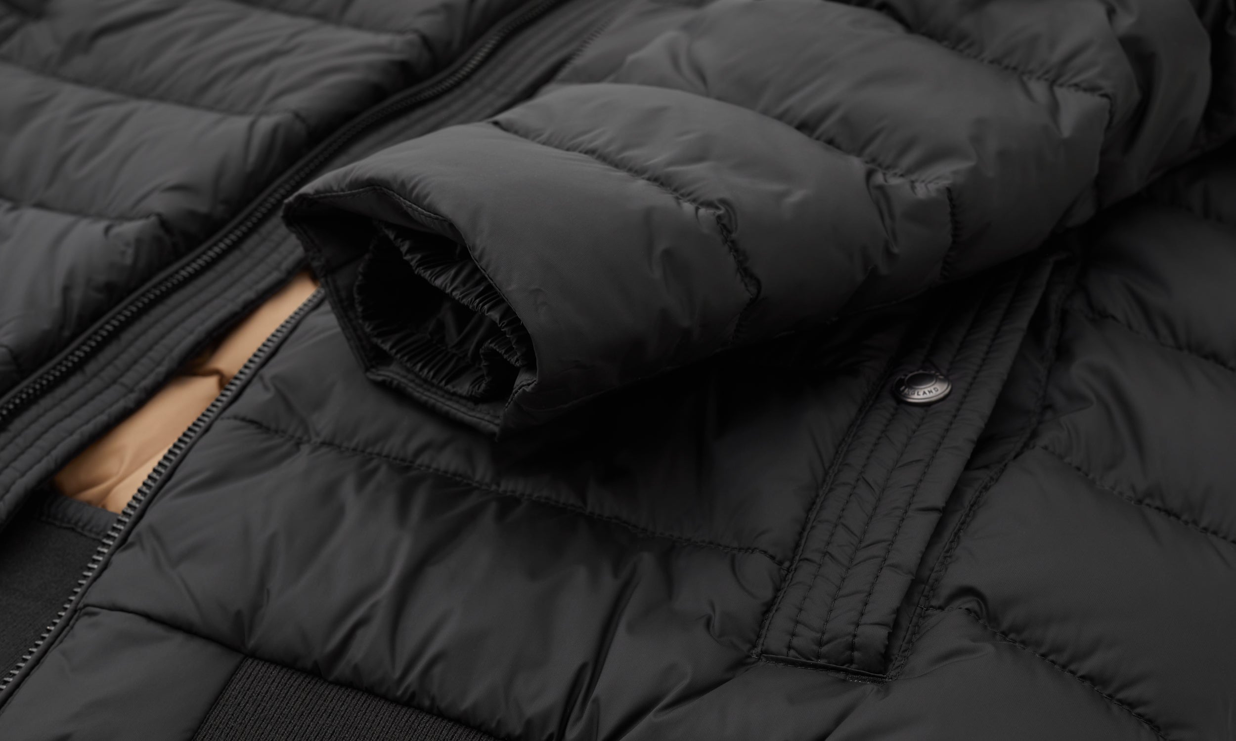 CIRCUIT JACKET - Black