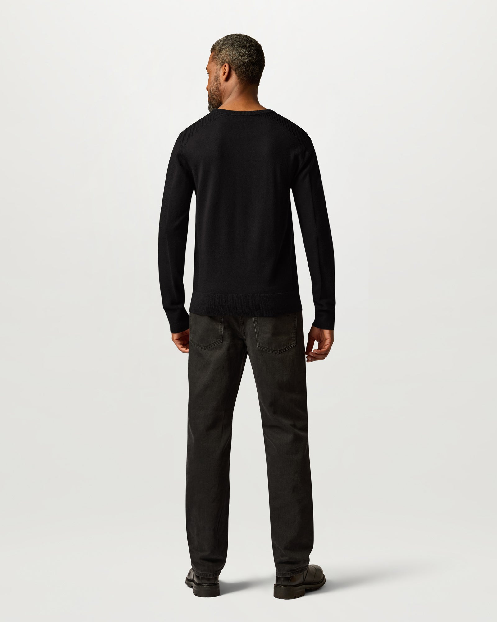 JERSEY DE CUELLO REDONDO DE MERINO COLDEN - Negro