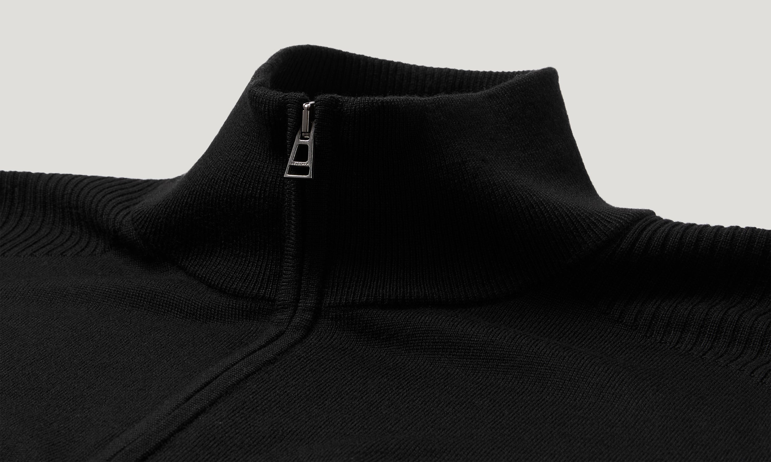 COLDEN MERINO QUARTER ZIP - Black