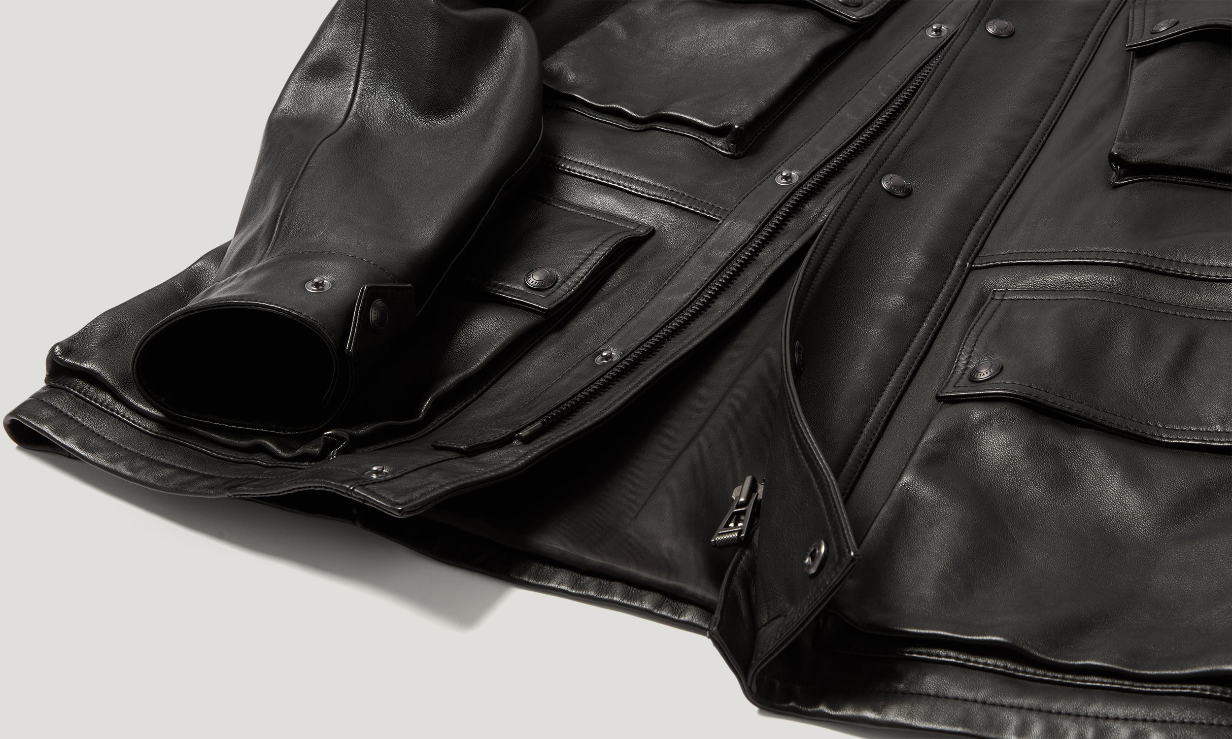 COMPETITOR JACKET - Black
