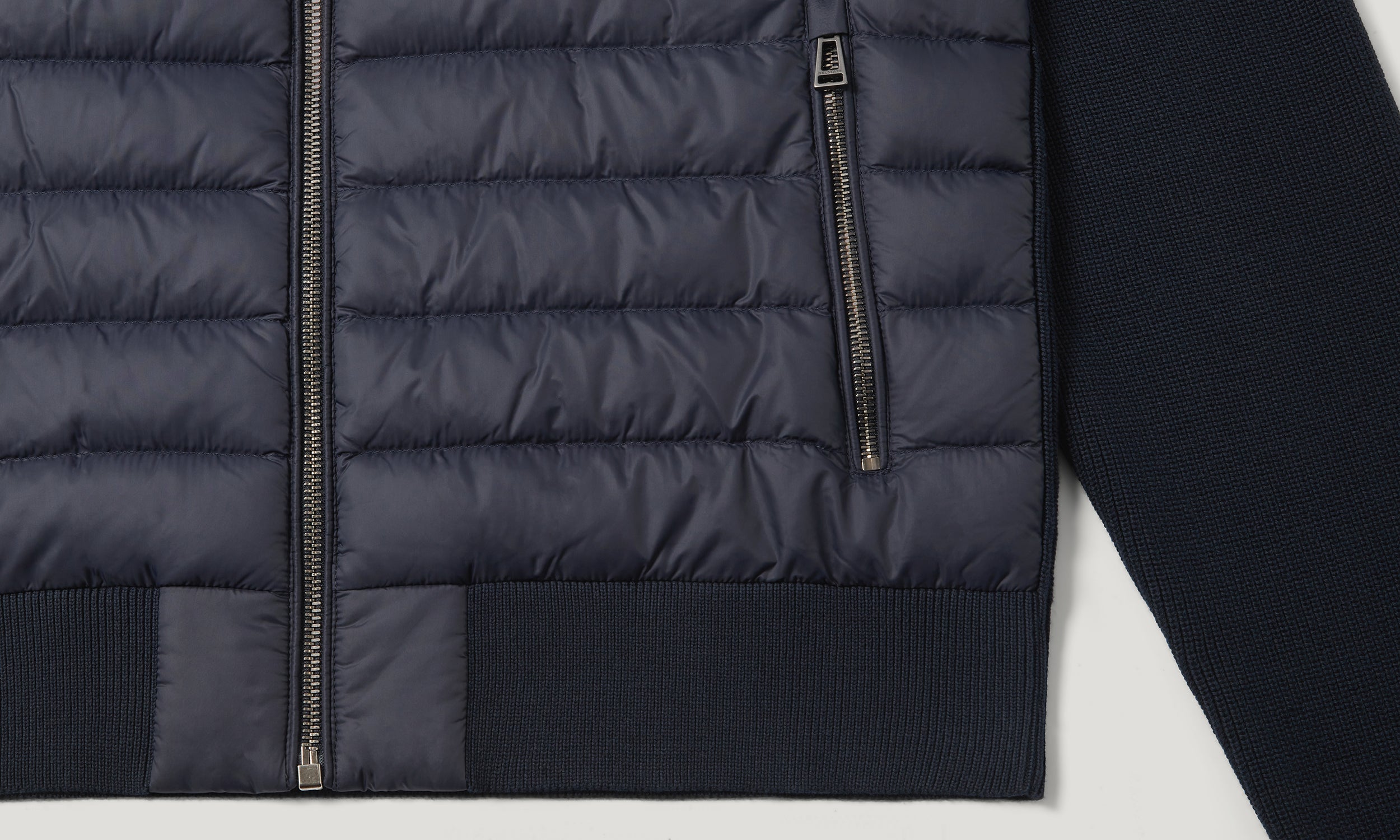 KONTROLL-STRICKJACKE - Dunkles Tintenblau