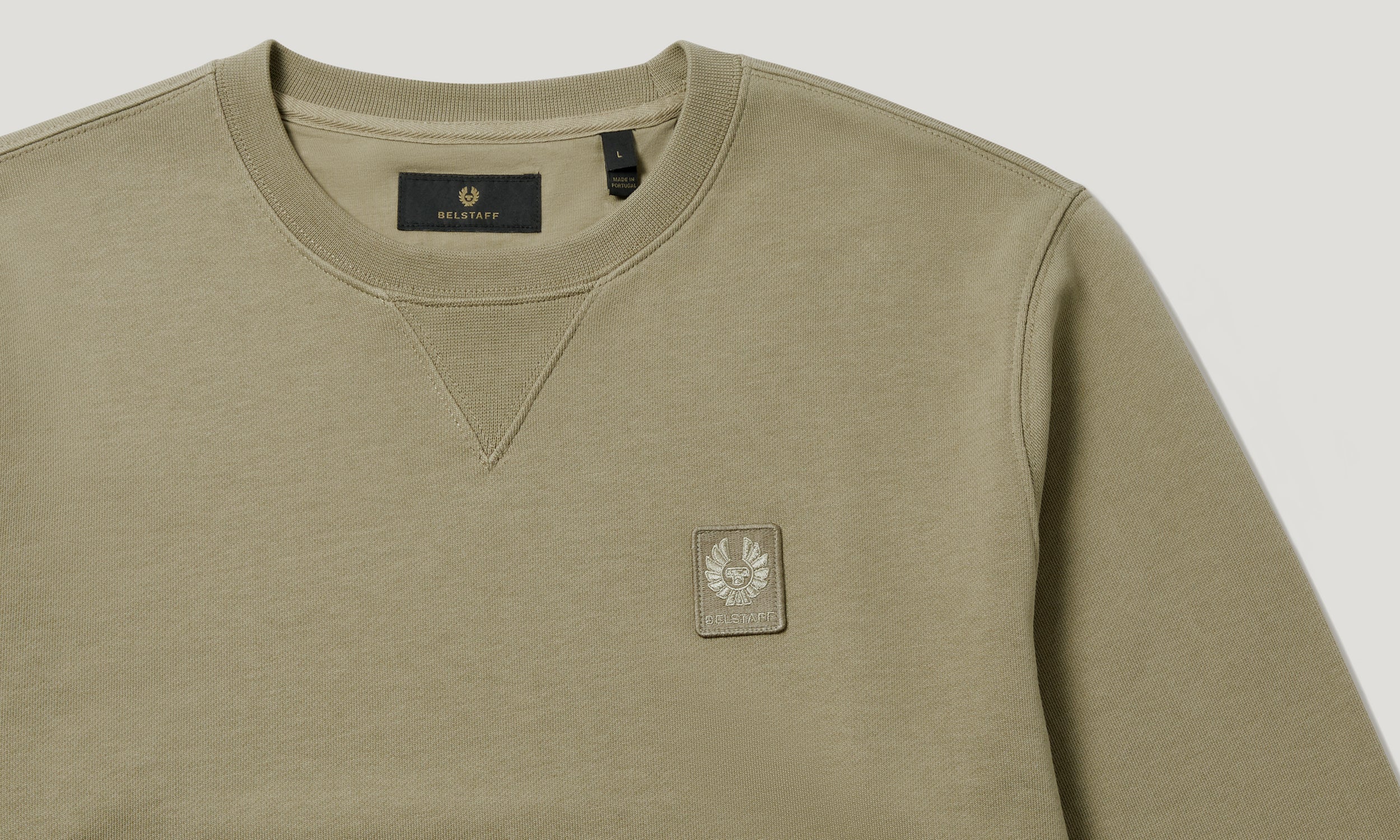 CURATOR RUNDHALS-SWEATSHIRT - Tarngrün