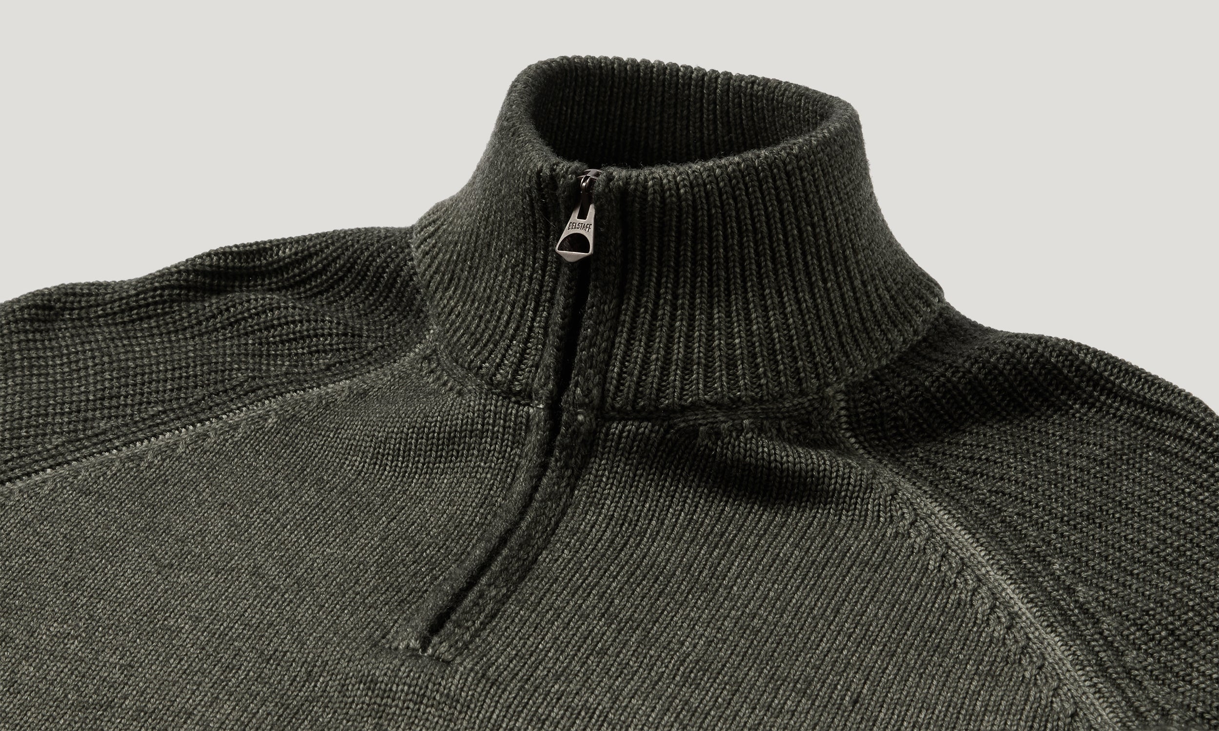 GARMENT DYE ASPECT QUARTER ZIP - Khaki Green