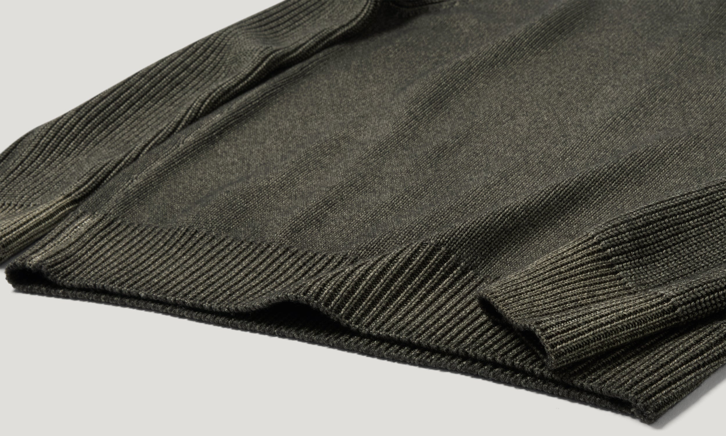GARMENT DYE ASPECT QUARTER ZIP - Khaki Green