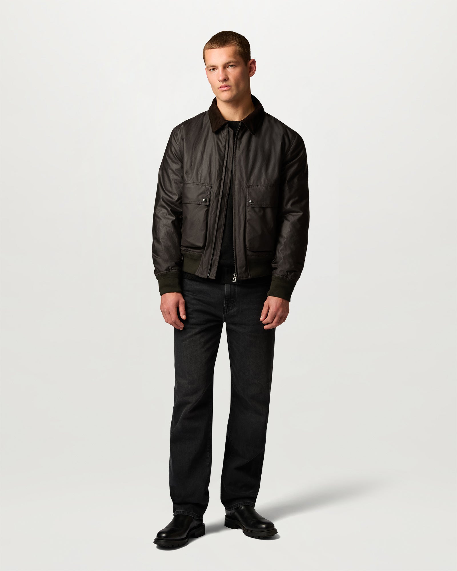 MOUNT JACKET - Faded Olive