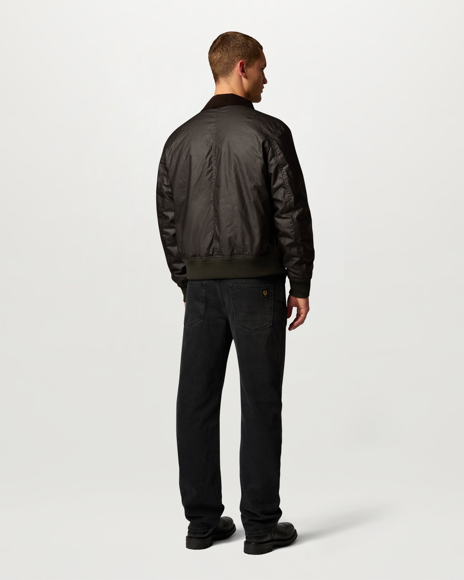 MOUNT JACKET - Faded Olive
