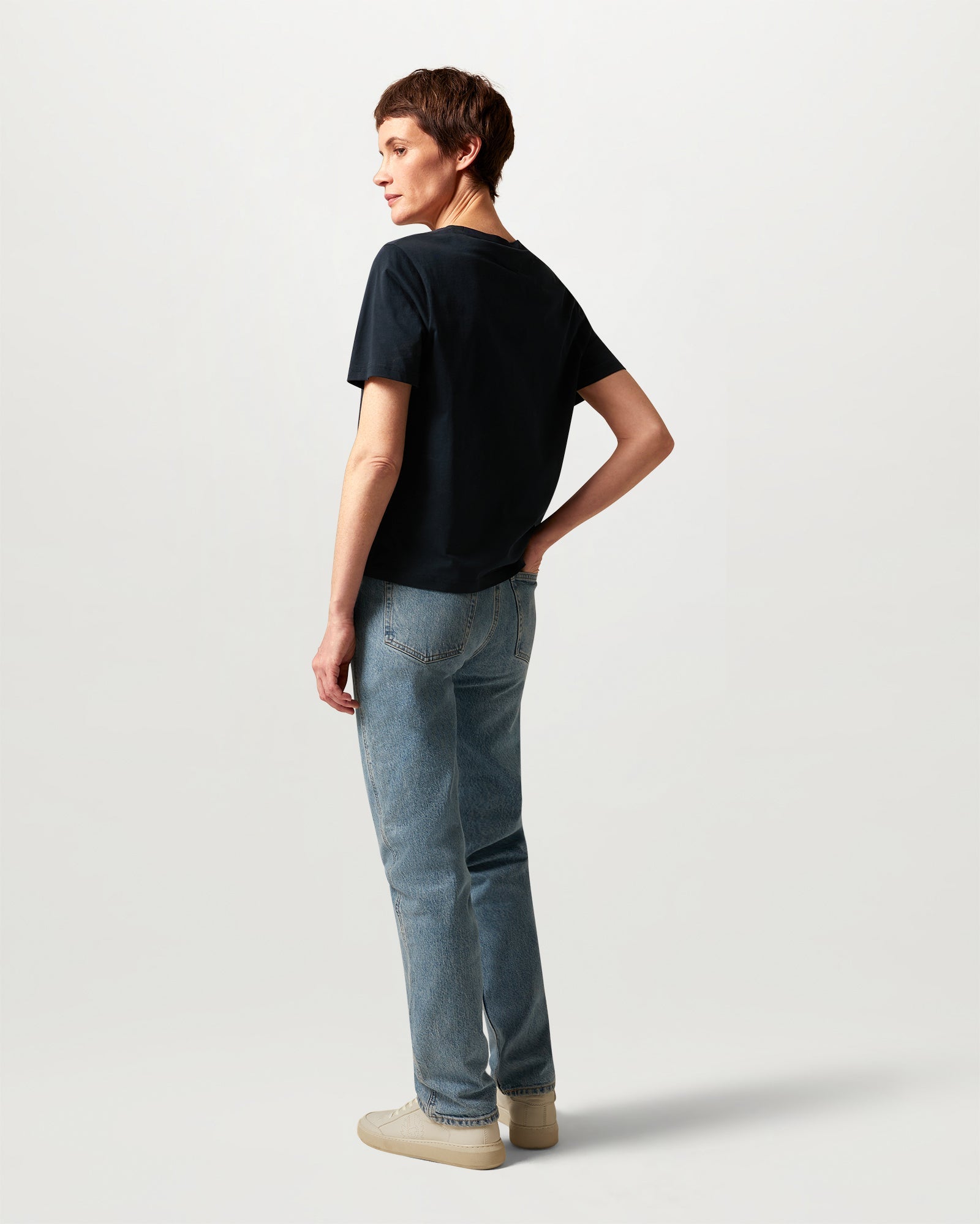 T-SHIRT RICAMATA PERI - Inchiostro scuro