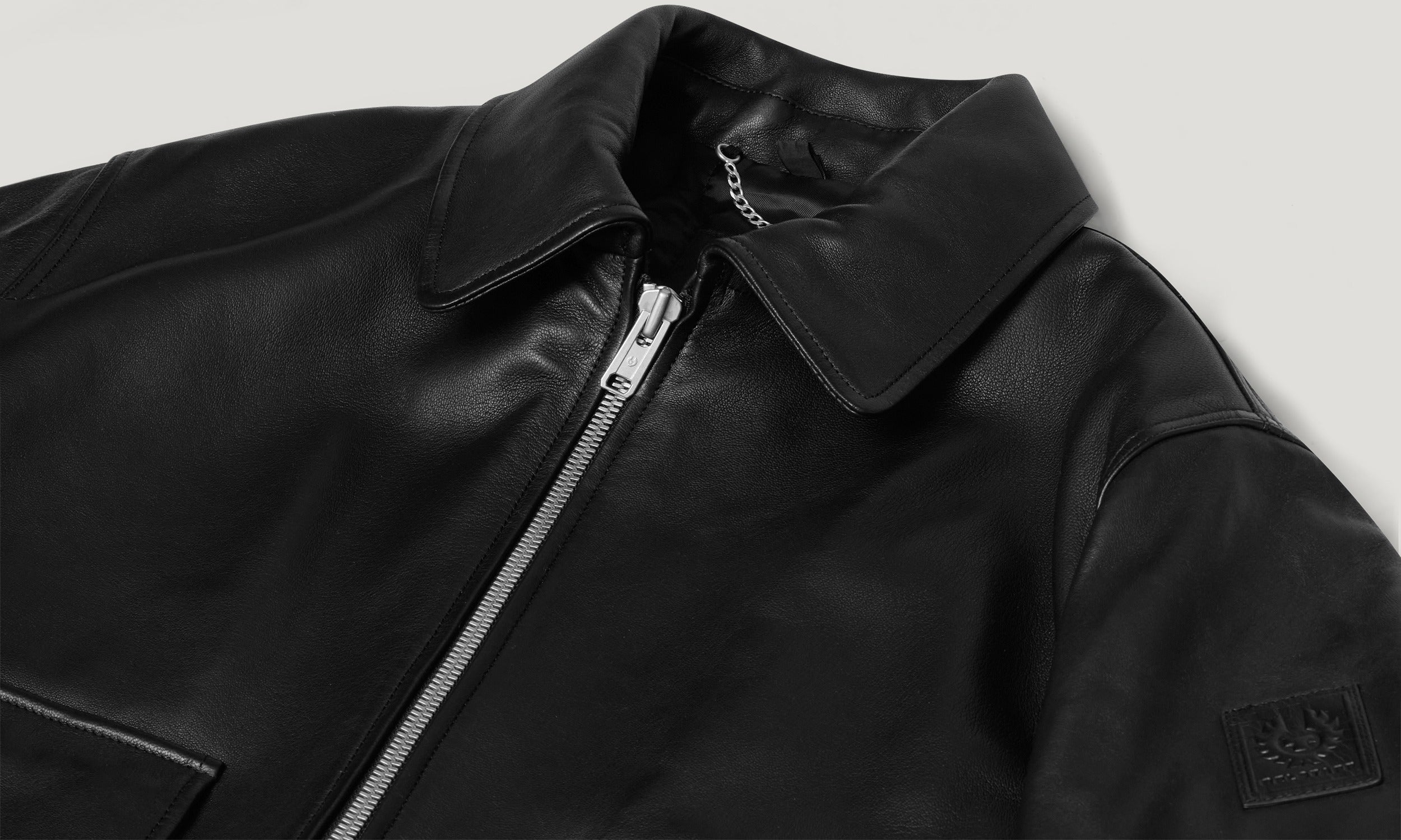PILOT JACKET - Black