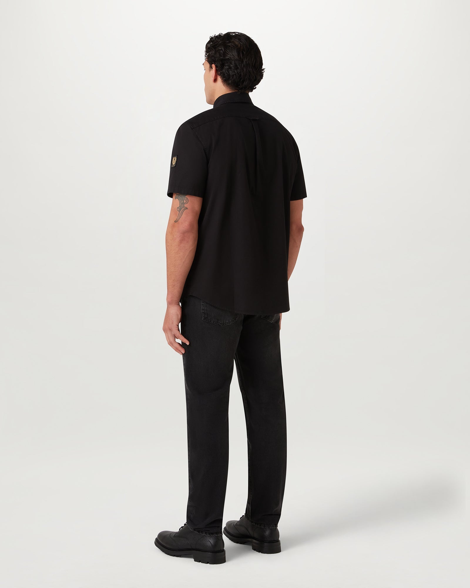 SCALE SHORT SLEEVE SHIRT - Black