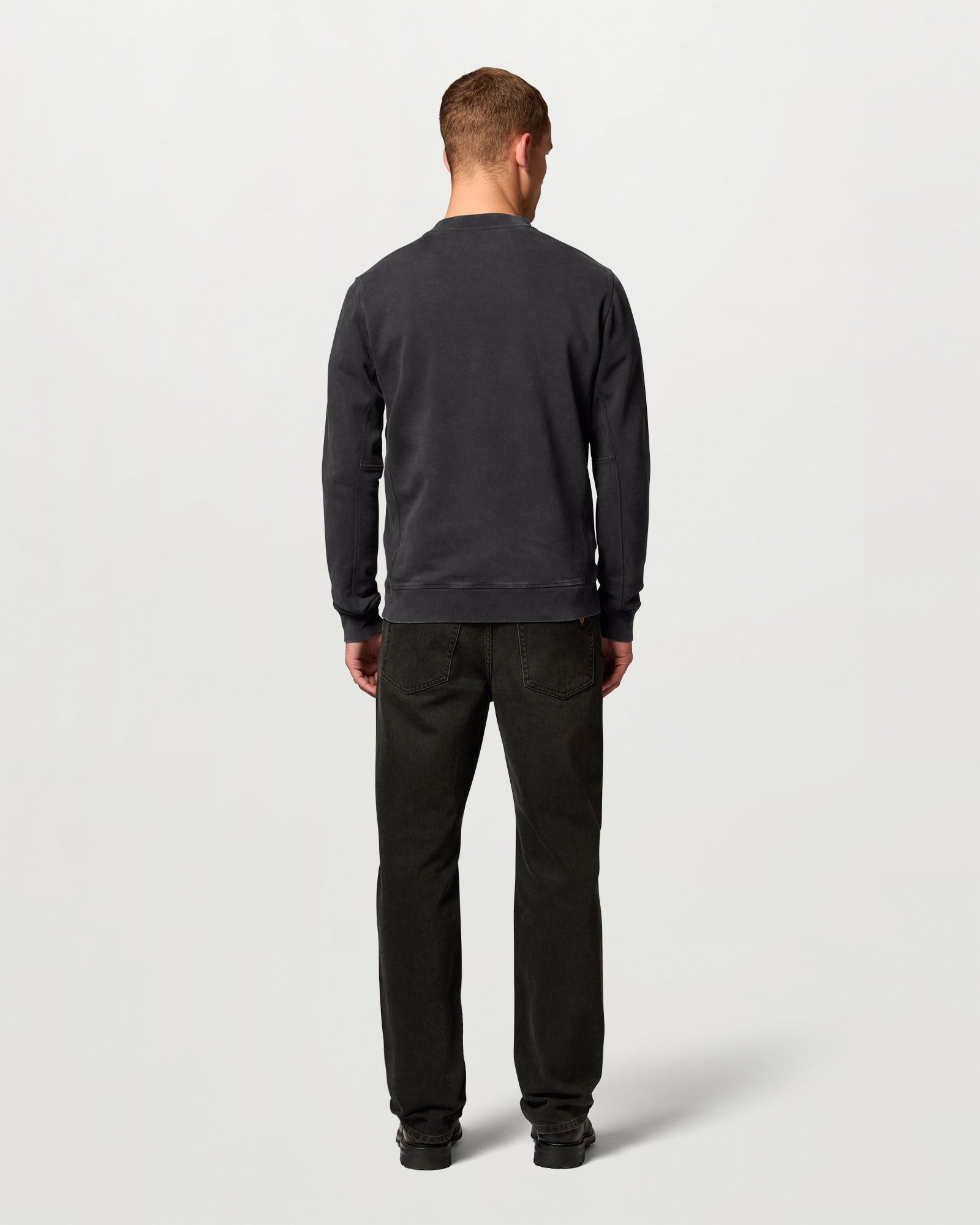 VALLEY GARMENT DYE SWEAT - Washed Black